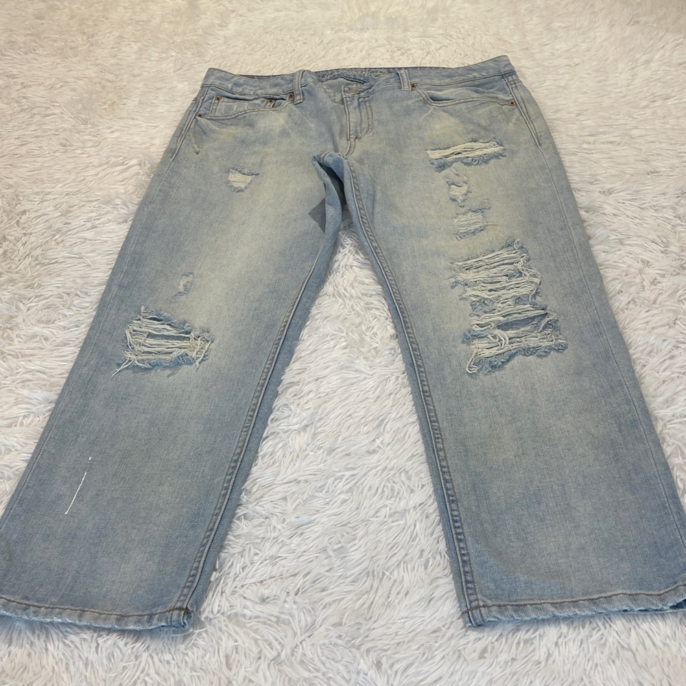 American Eagle Outfitters Light Blue Denim Jeans WOMENS SIZE 12 DISTRESSED